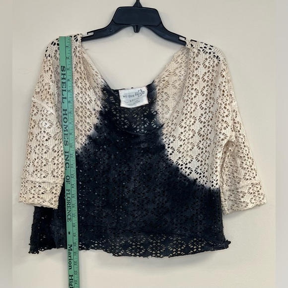 We The Free Women's Short XS Lace Laser Cut Open Knit Oversized Top - Picture 2 of 7
